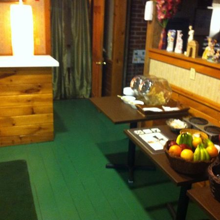 Ladd Brook Inn Pownal Eksteriør billede