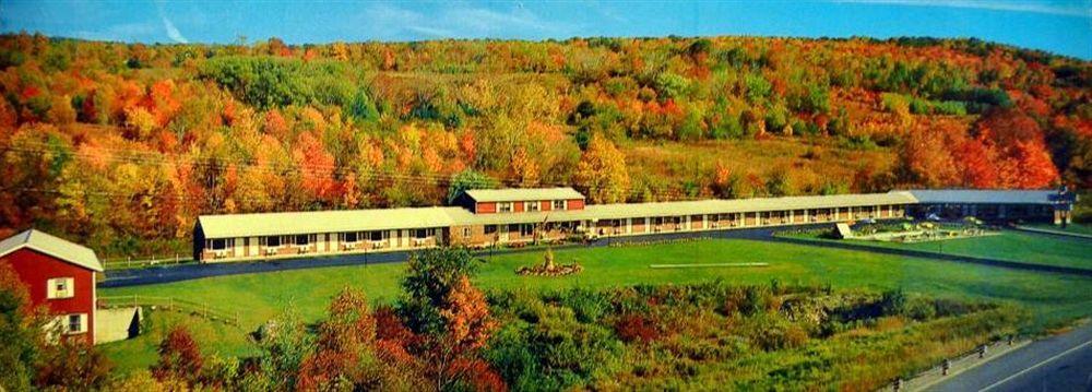 Ladd Brook Inn Pownal Eksteriør billede