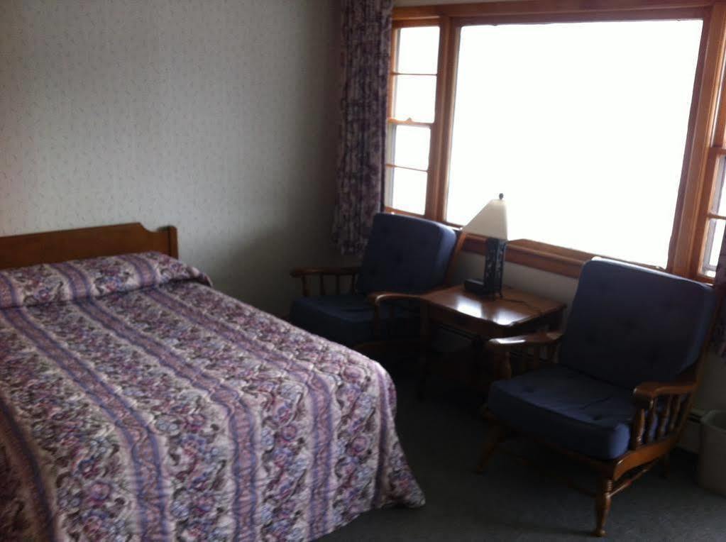 Ladd Brook Inn Pownal Eksteriør billede