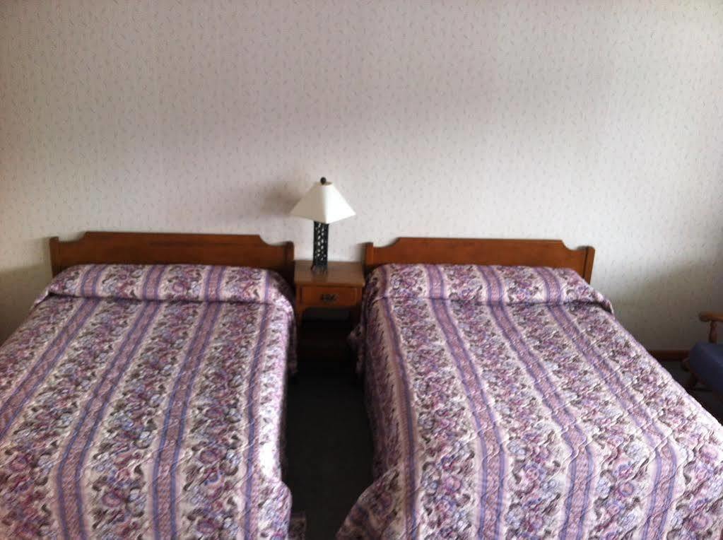 Ladd Brook Inn Pownal Eksteriør billede