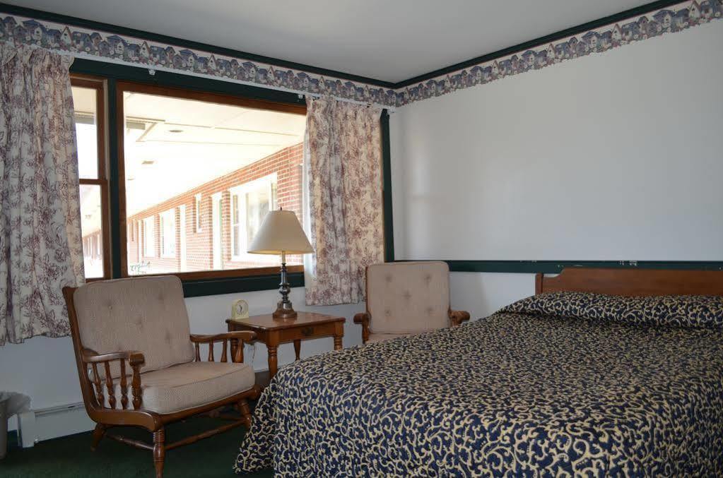 Ladd Brook Inn Pownal Eksteriør billede